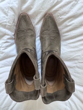 ba&sh Suede Pointed Ankle Booties in Taupe Gray